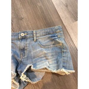 Mossimo Juniors Size 15 frayed hem cut off jeans women